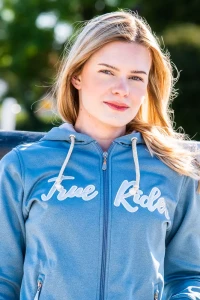Bluza_The_Art_Of_Letting_Go_Dusty_Blue (3).webp