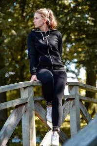 Bluza_True_Rider_Casual_Black_Gold (3).webp