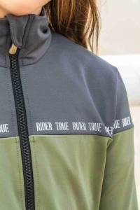 Bluza_Sport_Oliwkowa_Kids (3).webp