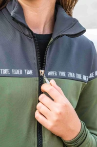 Bluza_Sport_Oliwkowa_Kids (5).webp