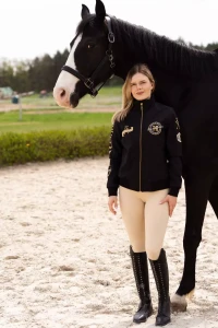 Bomberka_Czarna (1).webp