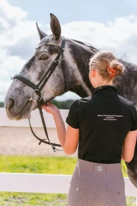 T-shirt_Polo_True_Rider_Happiness_Czarny (6).webp