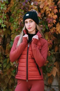Bluzo_Kurtka_Performance_Hybrid_Ceglana.webp