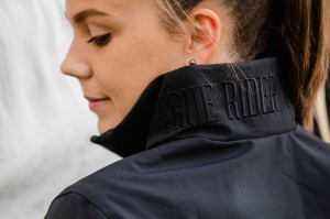 Bomberka Black & Gold (4)