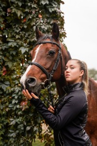 Performance Hyrbid Black & Gold_3.jpg